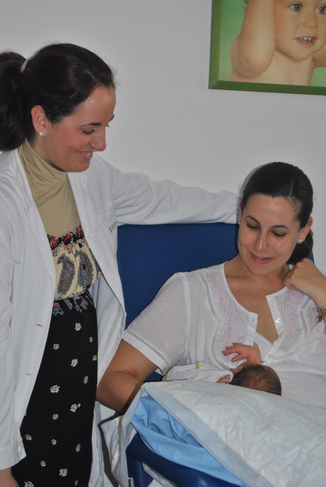 Beneficios físicos y emocionales de la lactancia materna - Hospital Manises