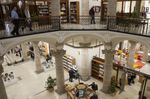 Las Bibliotecas Municipales de València funcionan ya a pleno rendimiento