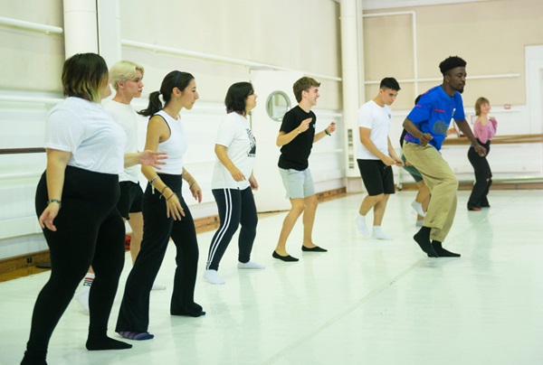 Espai LaGranja abre su espacio a la Generación Z con un ciclo de danzas