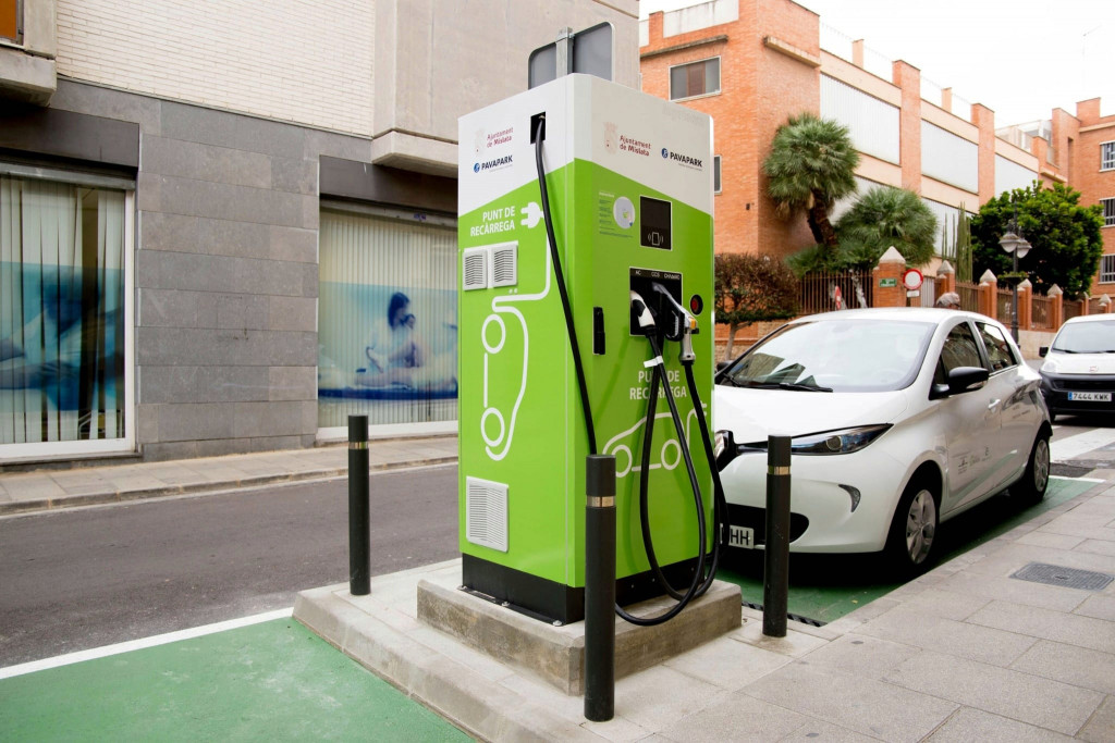 Mislata Instala Los Primeros Puntos De Recarga Públicos Para Coches Eléctricos